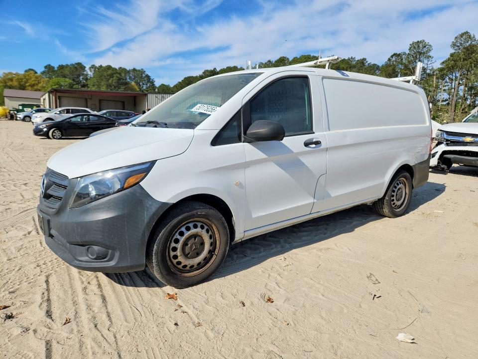 2017 MERCEDES-BENZ METRIS — VIN WD3PG2EA9H3210513