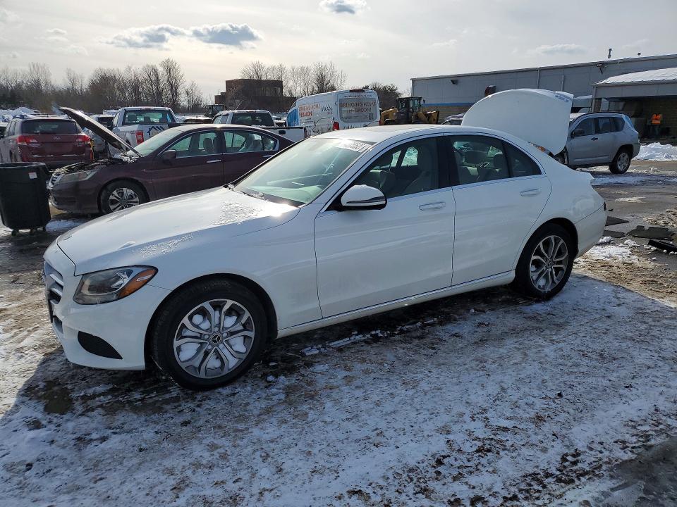 2018 MERCEDES-BENZ C300 — VIN 55SWF4KB4JU244606