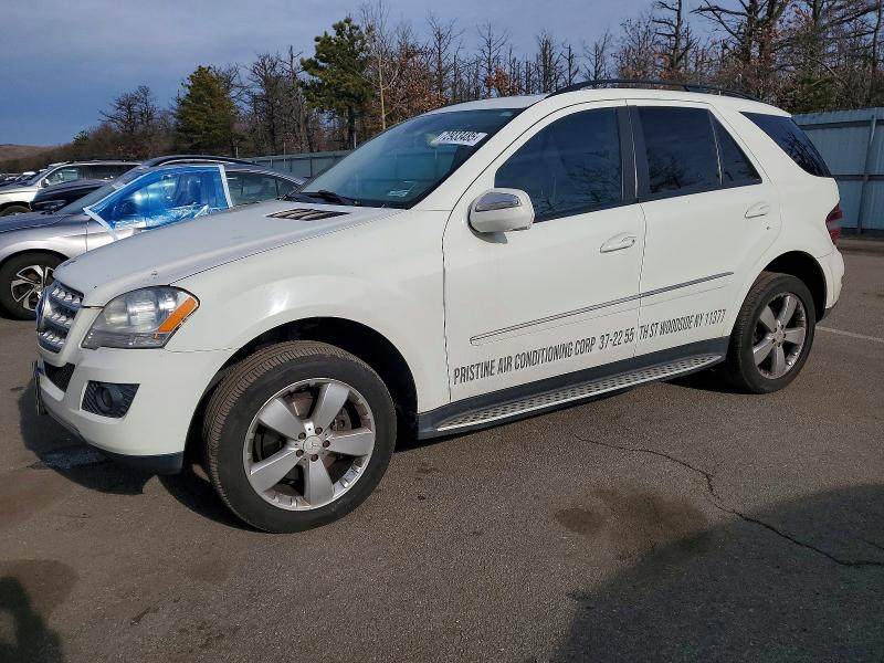 2009 MERCEDES-BENZ ML 350 — VIN 4JGBB86E59A482942