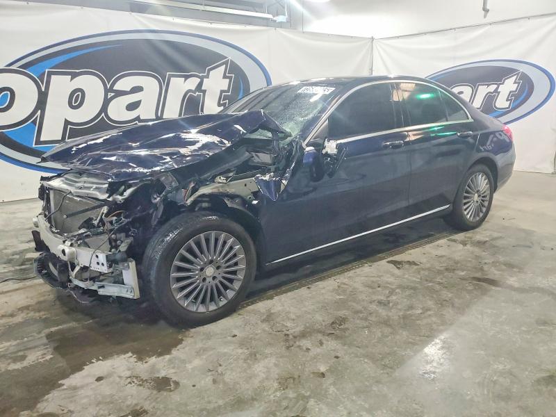 2016 MERCEDES-BENZ C 300 — VIN 55SWF4JB2GU128721
