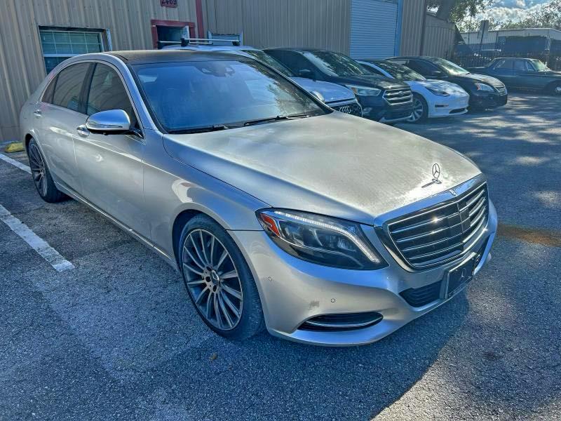 2015 MERCEDES-BENZ S 550 4MAT — VIN WDDUG8FB7FA164830