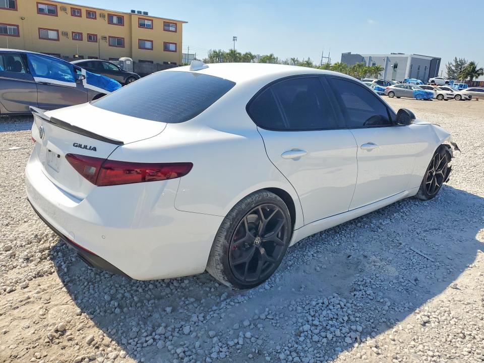 ZARFAMAN6L7630857