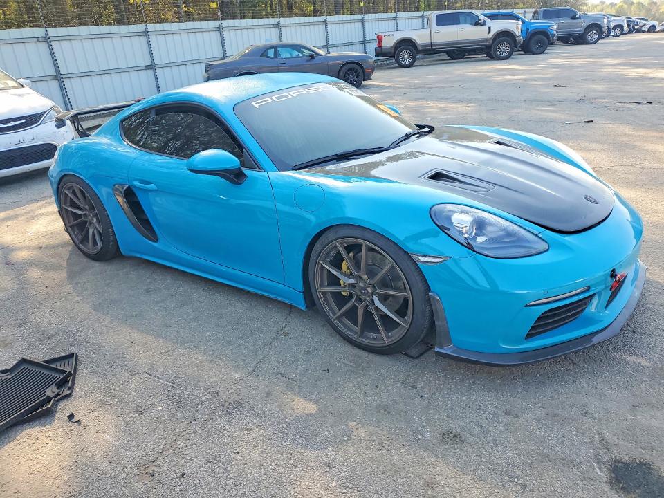 WP0AA2A82JK261668