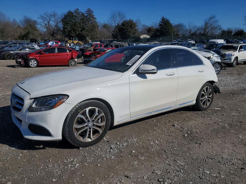 2017 MERCEDES-BENZ C 300 — VIN 55SWF4JB3HU195409