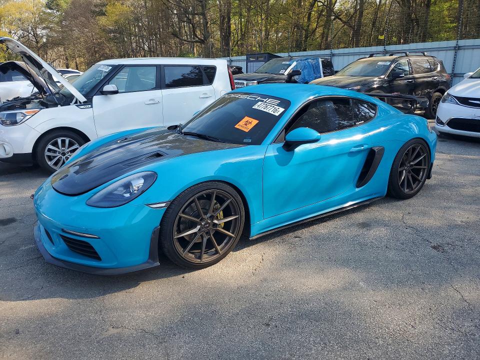 WP0AA2A82JK261668