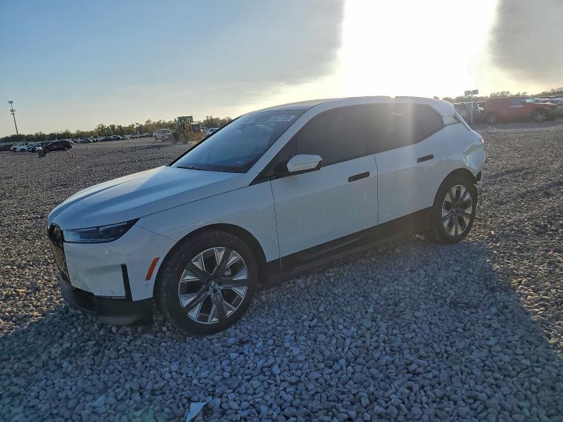 2024 BMW IX XDRIVE5 — VIN WB523CF07RCR15752