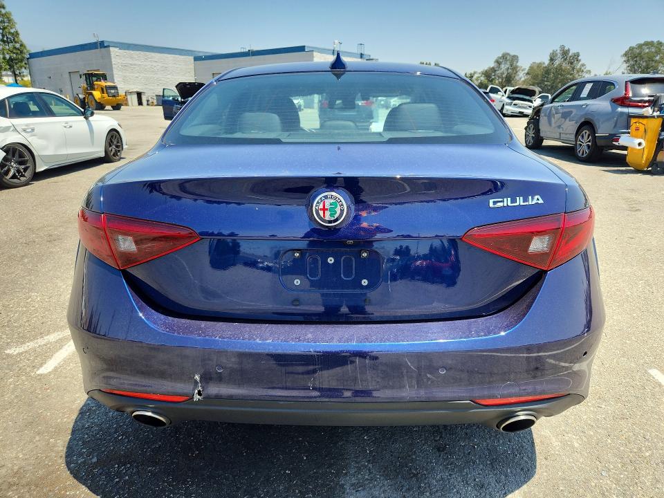 ZARFAMBNXK7604078