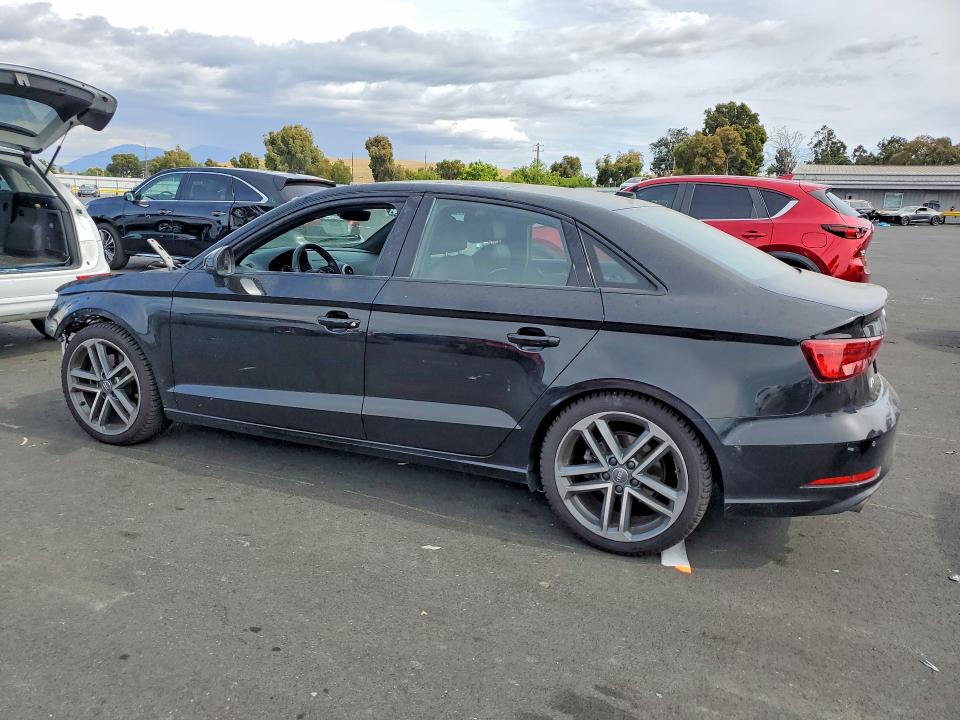 WAUAUGFF7LA041055