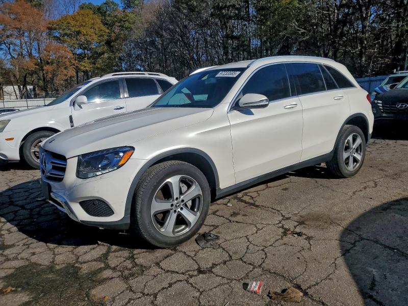 2019 MERCEDES-BENZ GLC 300 — VIN WDC0G4JB0KF596157