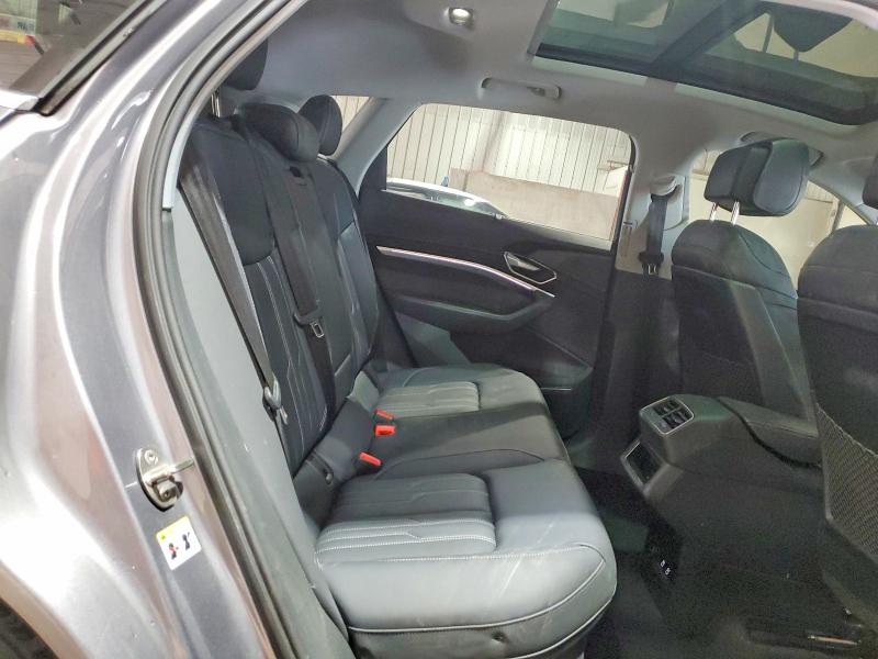 WA1VAAGE3MB018135
