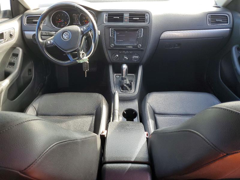 3VWDB7AJ4HM217830