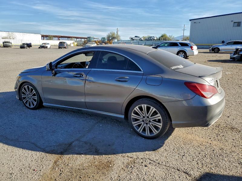 WDDSJ4EBXJN679695