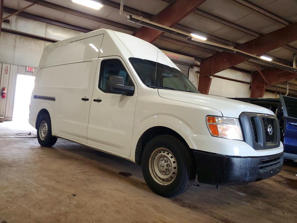 1N6BF0LX2FN803028