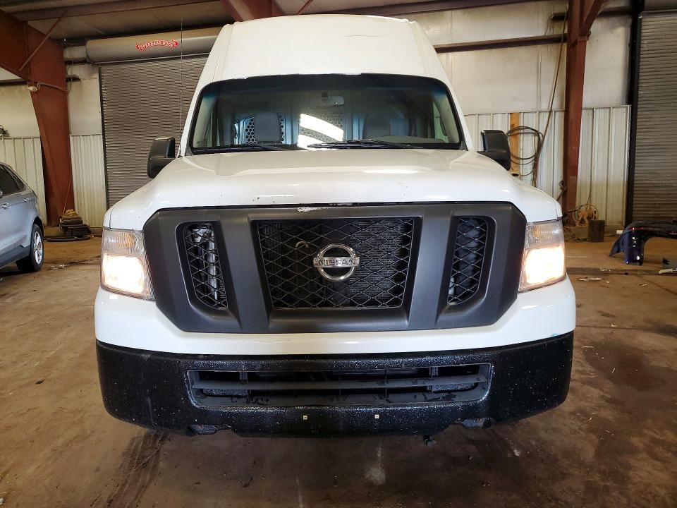 1N6BF0LX2FN803028