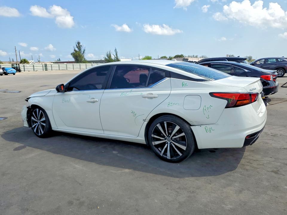 1N4BL4CV1LC189300