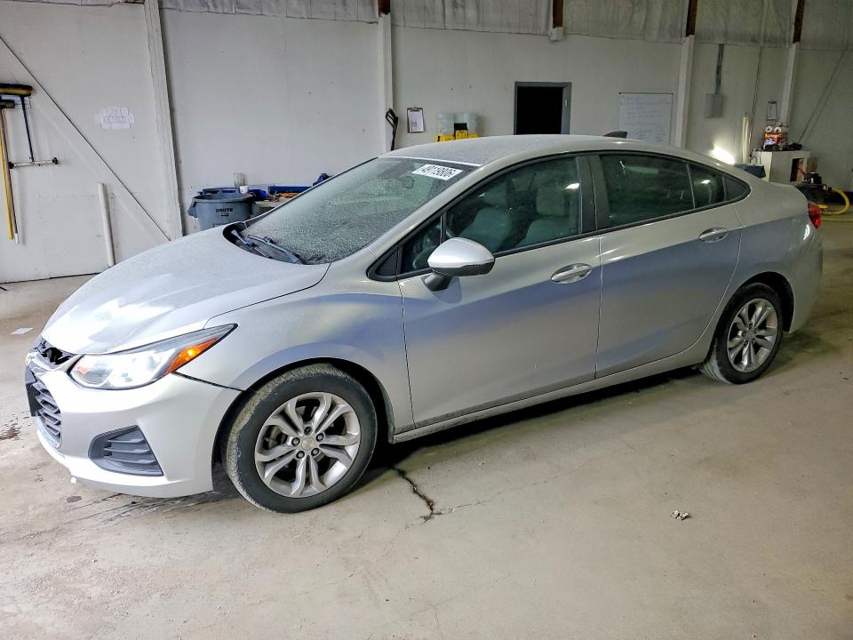 1G1BC5SM3K7114008