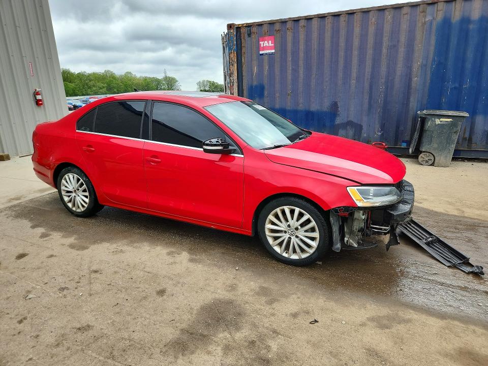 3VWD17AJ9FM283855