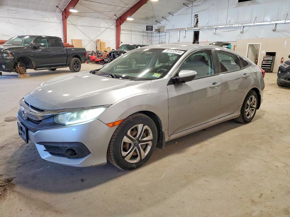 19XFC2F53GE211744