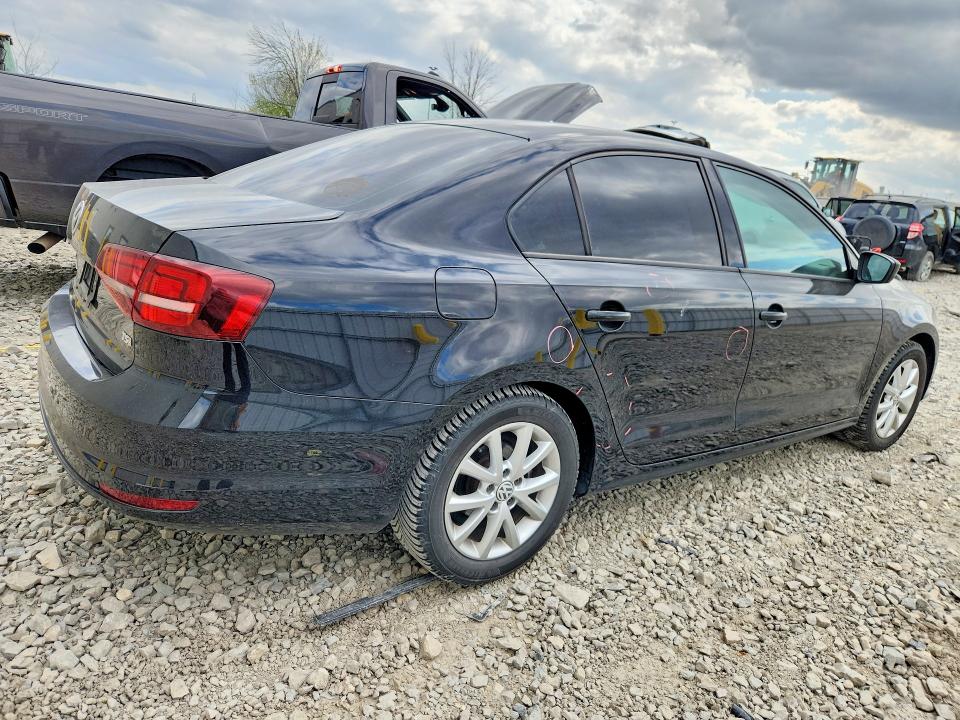 3VW267AJ5GM326520
