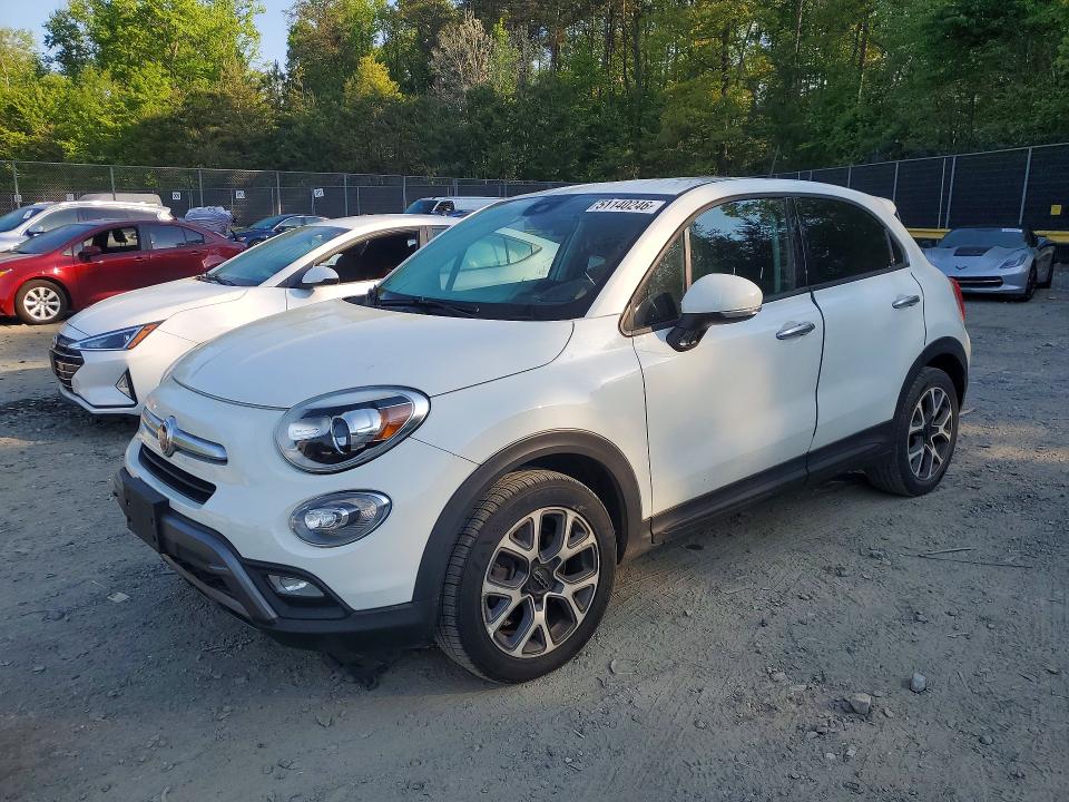 2016 FIAT 500X — VIN ZFBCFXCT1GP360165