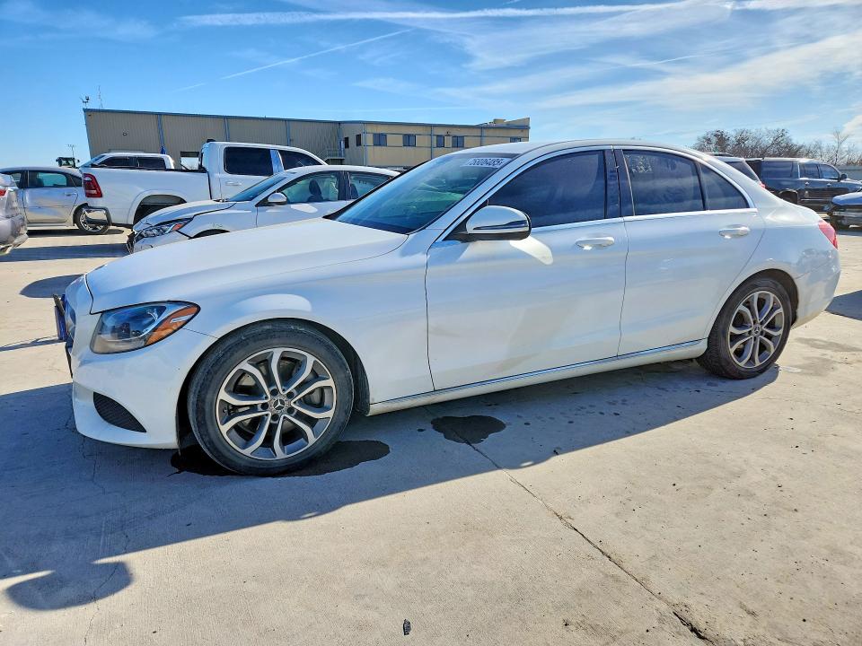 2017 MERCEDES-BENZ C — VIN 55SWF4JB7HU232820