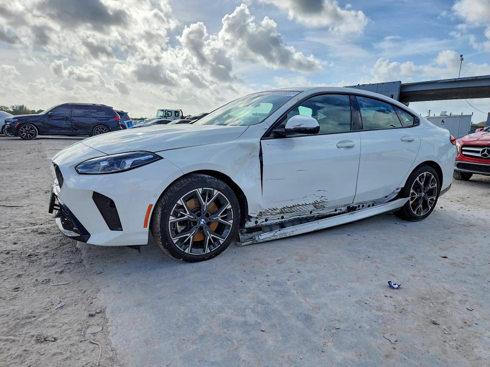 2025 BMW 228 XI — VIN WBA23GG07S7T13326