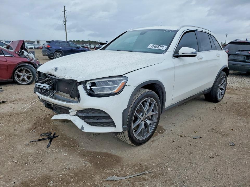 2020 MERCEDES-BENZ GLC 300 — VIN WDC0G8DB7LF676107