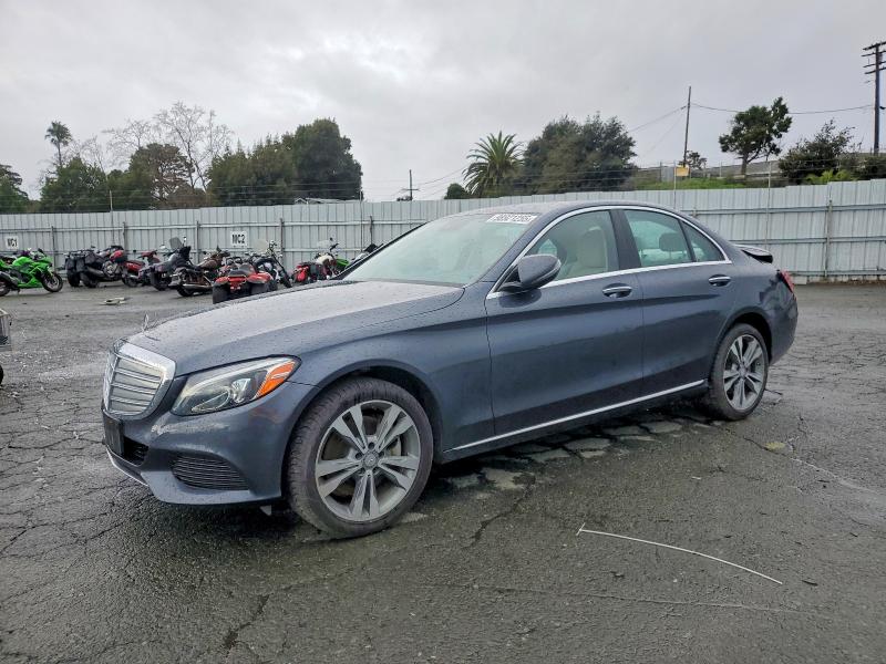 2016 MERCEDES-BENZ C 300 — VIN 55SWF4JB5GU125599