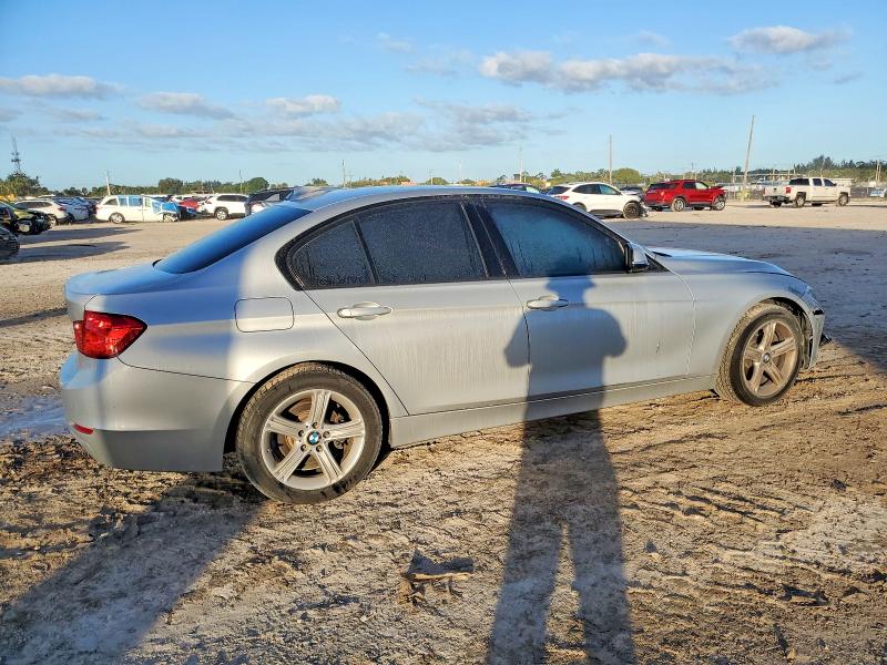 WBA3C3G50FNT51118