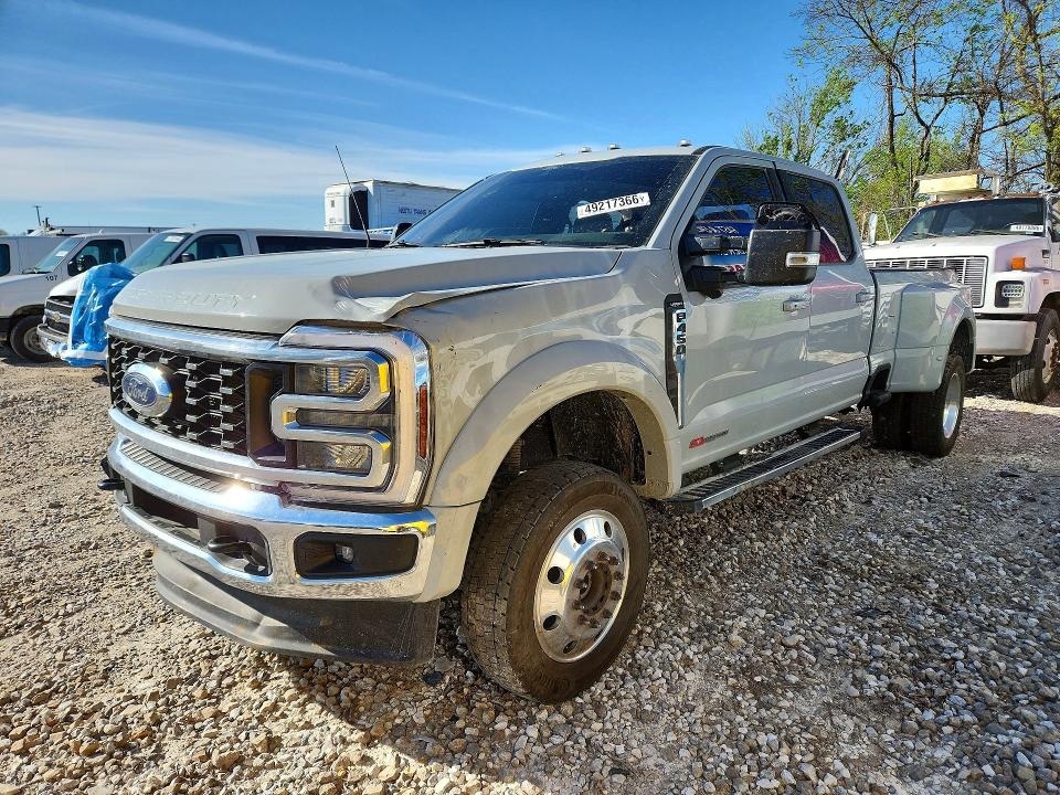 2025 FORD F450 — VIN 1FT8W4DM2SED13000