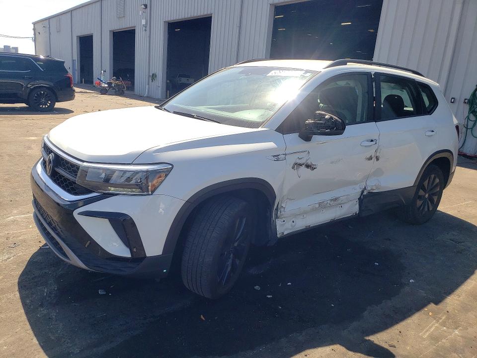 3VVCX7B29PM373708