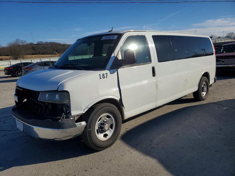 2015 CHEVROLET EXPRESS G3500 — VIN 1GAZG1FG3F1181457