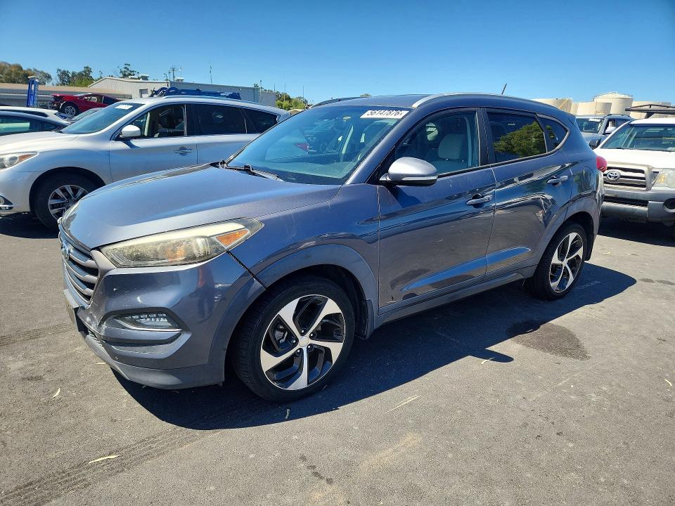2016 HYUNDAI TUCSON — VIN KM8J33A20GU194699