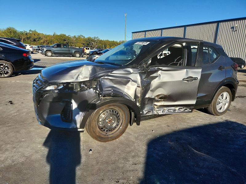 2025 NISSAN KICKS PLAY — VIN 3N1CP5BV7SL495921