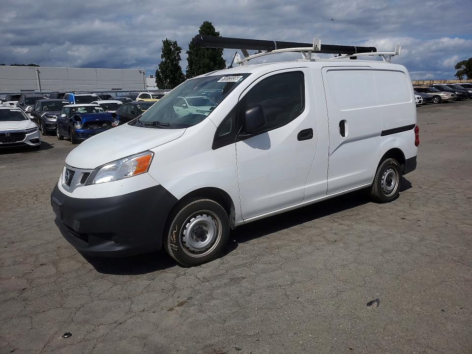2015 NISSAN NV200 — VIN 3N6CM0KN0FK734727
