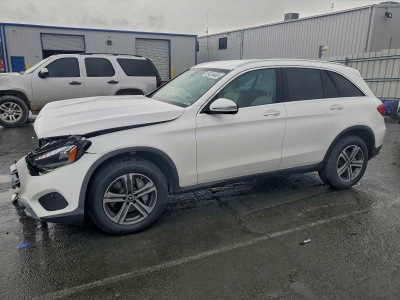 2019 MERCEDES-BENZ GLC 300 — VIN WDC0G4JB8KV137478
