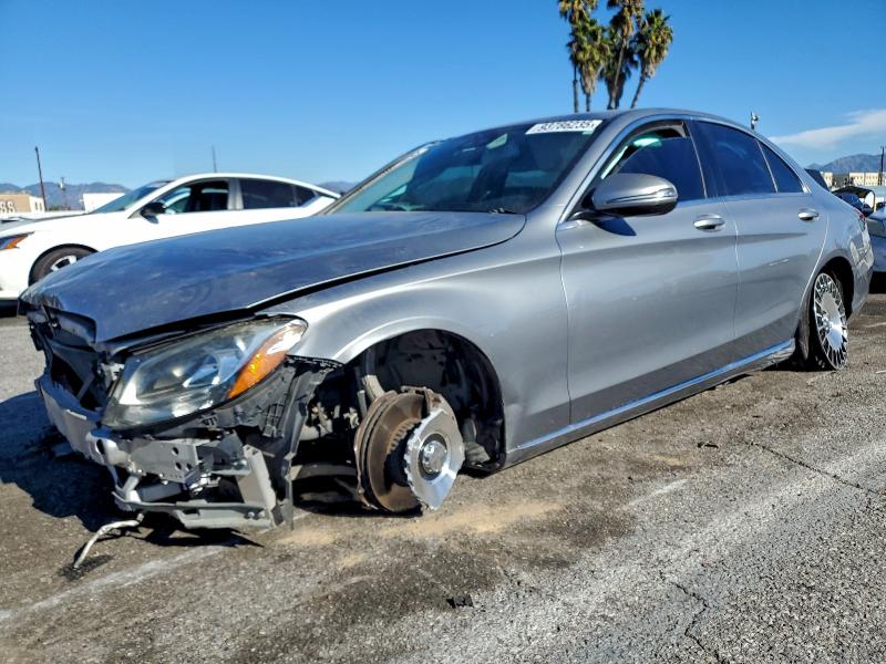 2016 MERCEDES-BENZ C 300 — VIN 55SWF4JB5GU125652