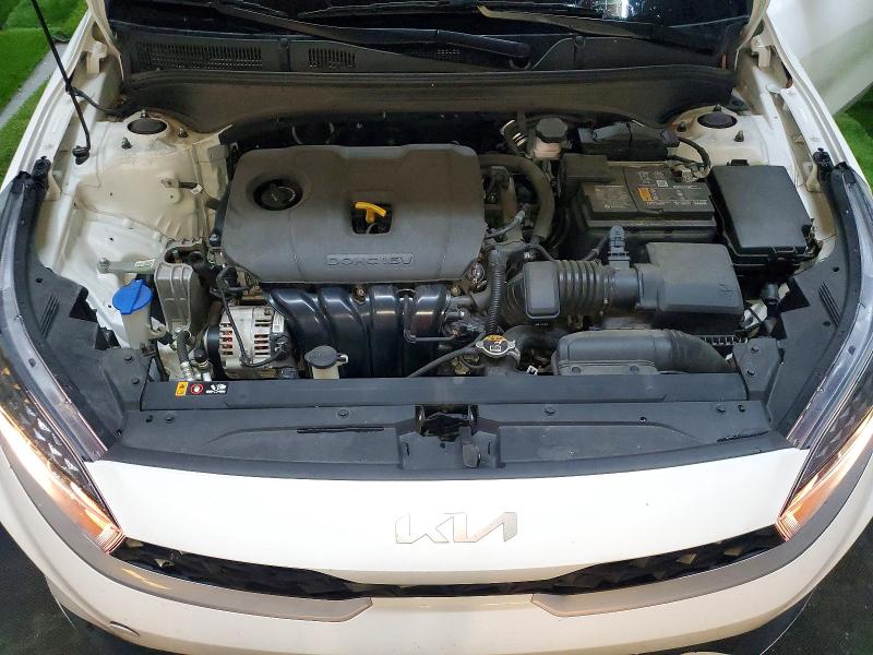 3KPF24AD8RE732085