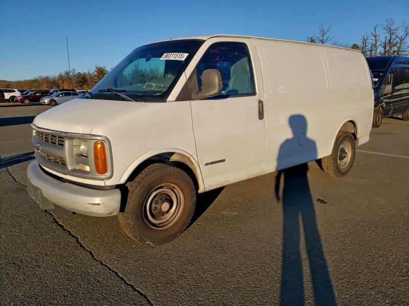 2001 CHEVROLET EXPRESS G3 — VIN 1GCHG35R211186062