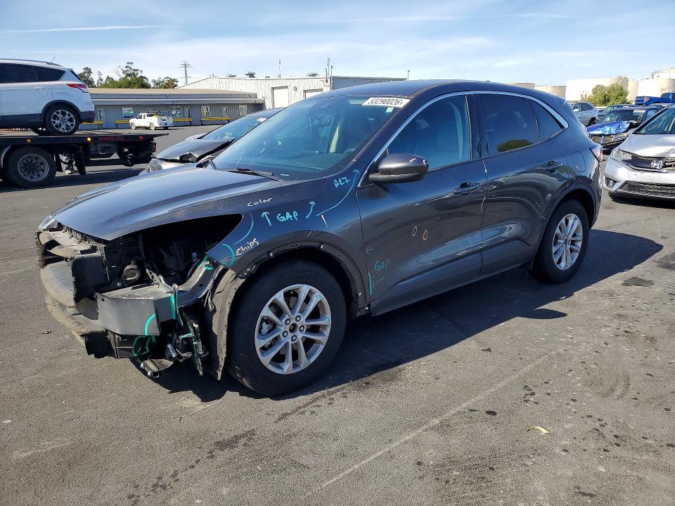 2020 FORD ESCAPE — VIN 1FMCU0G60LUC63612