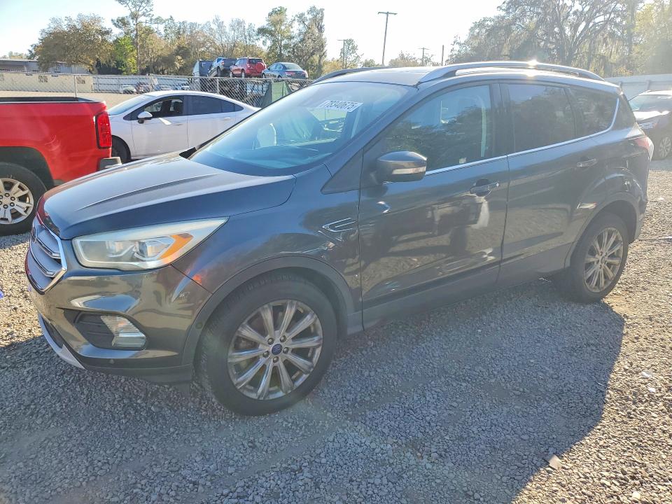 2018 FORD ESCAPE — VIN 1FMCU0J96JUA16983