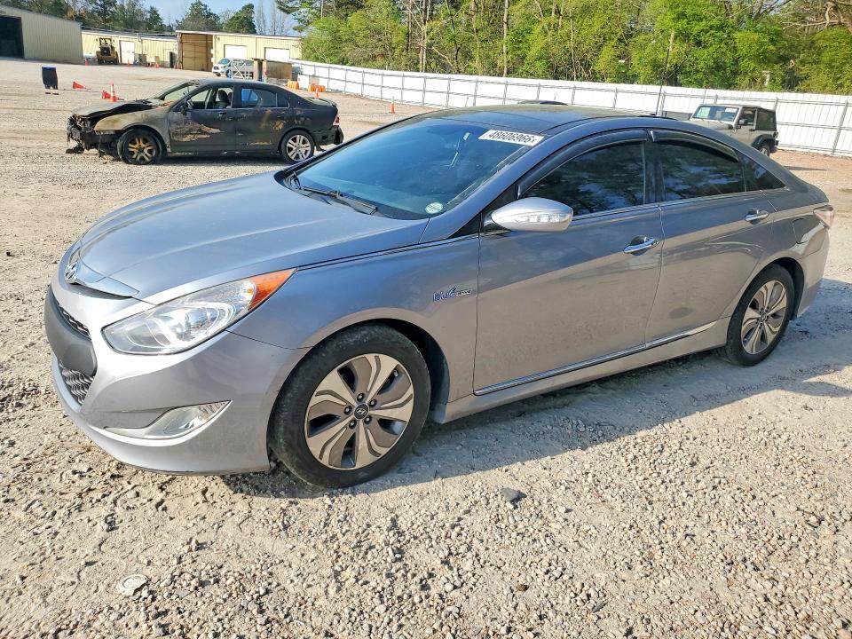 2015 HYUNDAI SONATA HYBRID — VIN KMHEC4A45FA122499