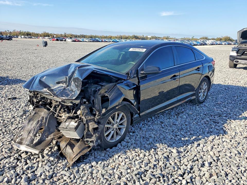 2018 HYUNDAI SONATA SE — VIN 5NPE24AF6JH722099