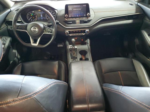 1N4BL4CW2LC120057