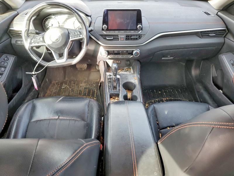 1N4BL4CV8LC196888