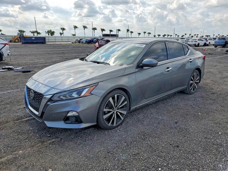 1N4AL4FV4LC117644