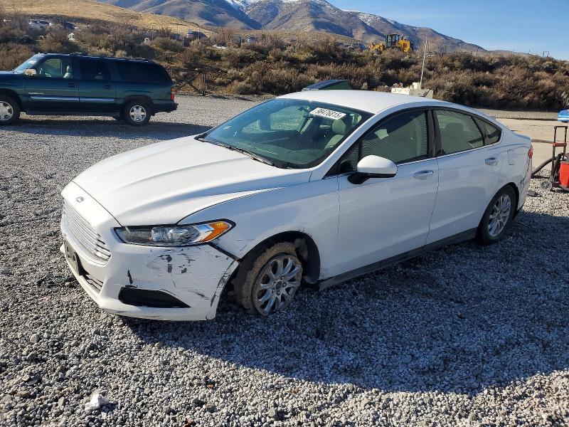 2016 FORD FUSION S — VIN 3FA6P0G78GR360206
