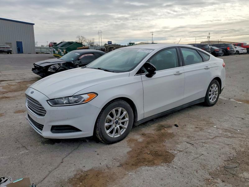 2016 FORD FUSION S — VIN 3FA6P0G78GR156408