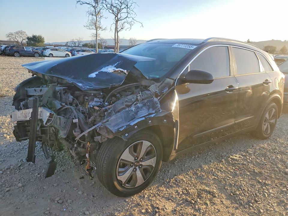 2017 KIA NIRO FE — VIN KNDCB3LCXH5101558