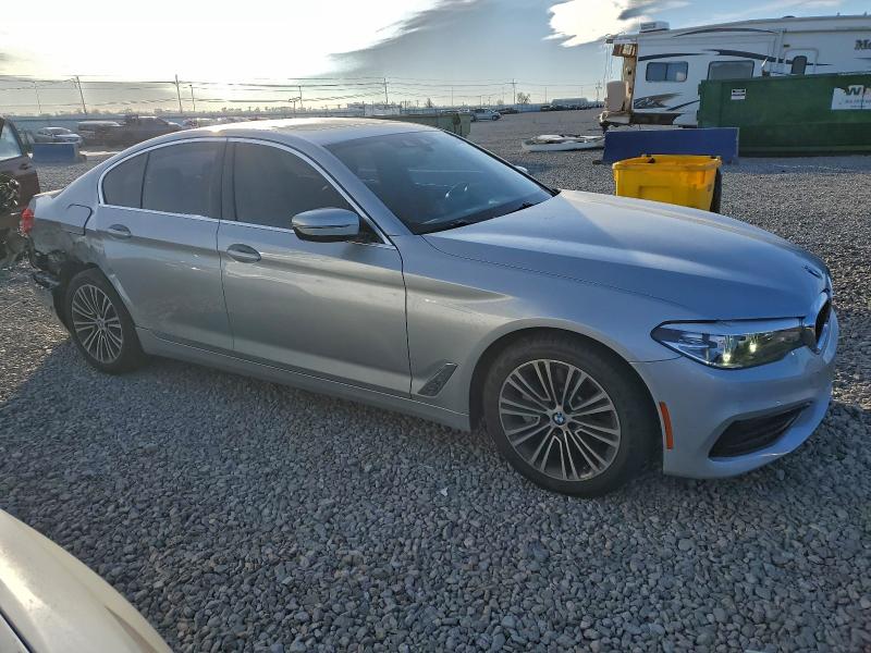 WBAJA5C59KWW05900